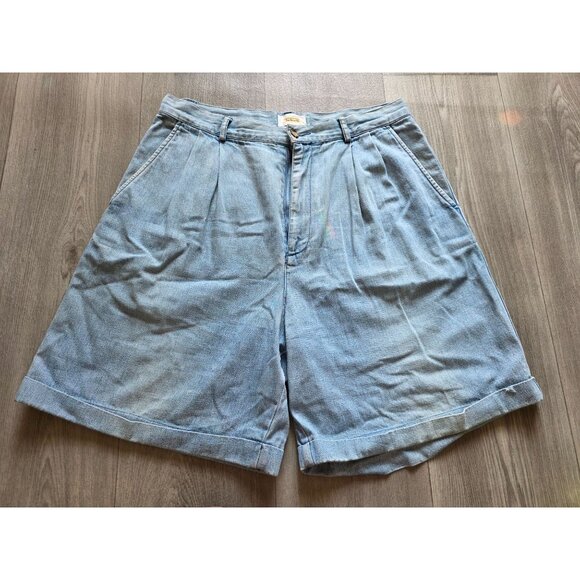 Vintage Talbots Womens Denim Pleated Shorts Size 12 Light Wash - Picture 1 of 4